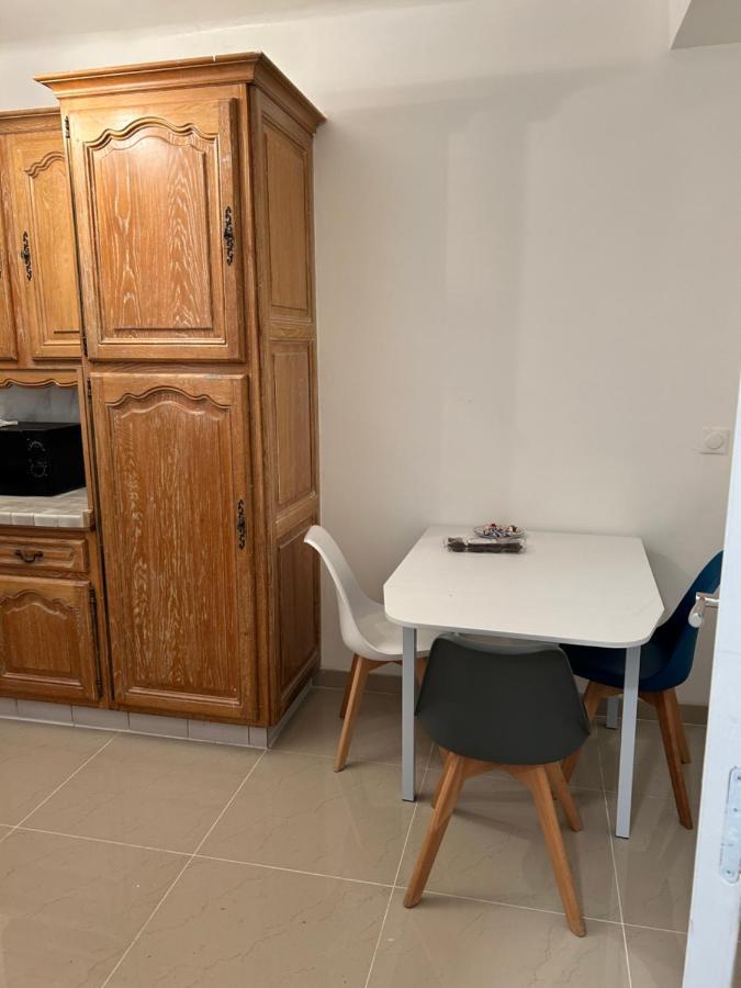 Grand Logement Centre Ville Massy Massy  Exterior foto